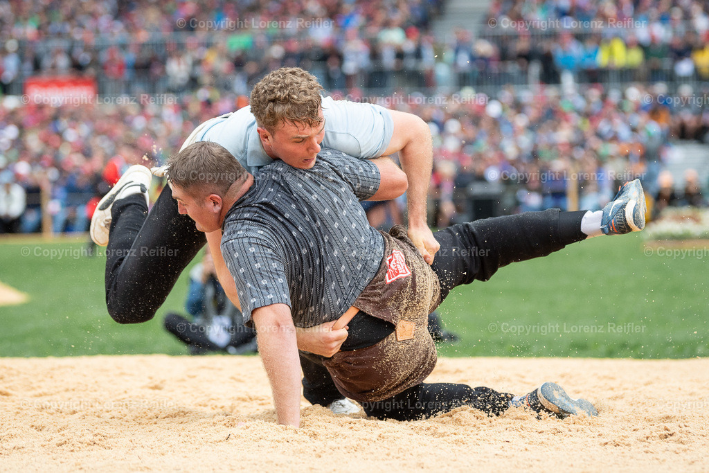 Schwingen -  ESAF 2025 Samstag | Mollis, 30.8.25, Schwingen - ESAF SamstagFrank Marius (o, Luterbach), Gasser Dominik (u, Egiwil)