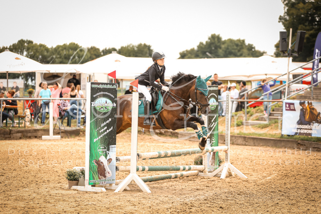 06.SoSpWB00376 | Leoni Ertmer Photography - Realisiert mit Pictrs.com