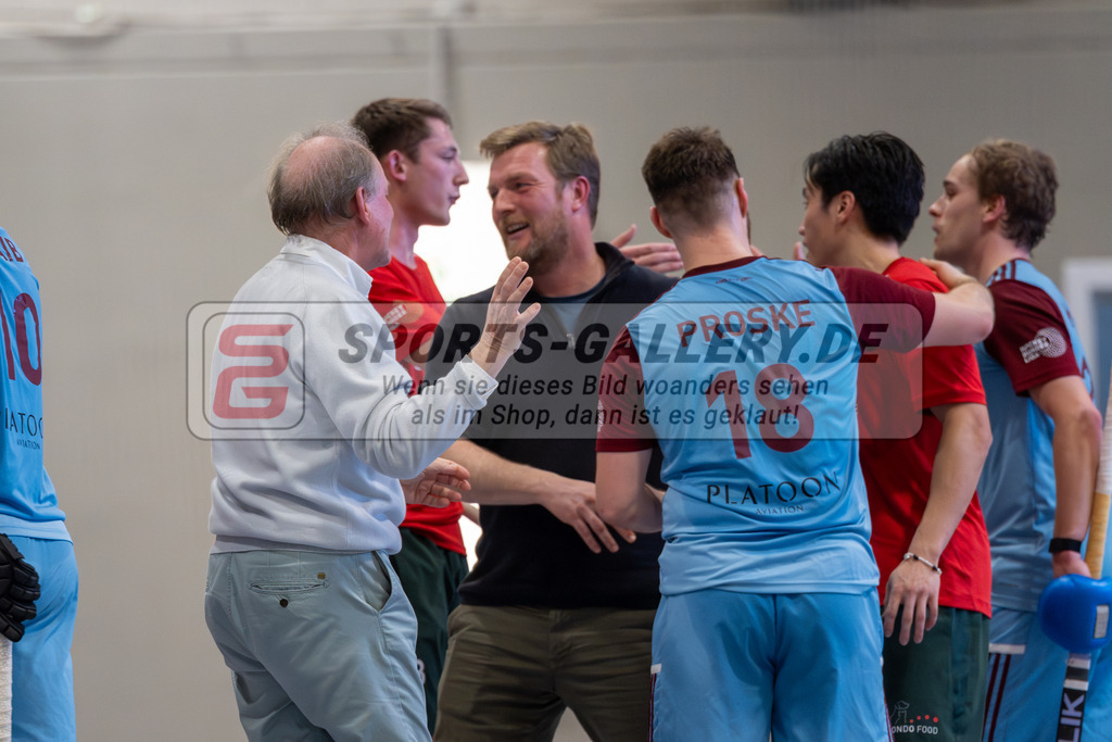 SFE_20260131_0196 | Mönchengladbach, Deutschland, 31.01.26: Hallenhockey 1. Bundesliga Herren Playoff zwischen Crefelder HTC - UHC Hamburg im GHTC Halle am 31.01.2026 in Mönchengladbach, Deutschland. (Foto von Stephan Fehrmann)Mönchengladbach, Germany, 31.01.26: Hallenhockey 1. Bundesliga Herren Playoff between Crefelder HTC - UHC Hamburg in GHTC Halle at 31.01.2026 in Mönchengladbach, Deutschland. (Foto from Stephan Fehrmann)