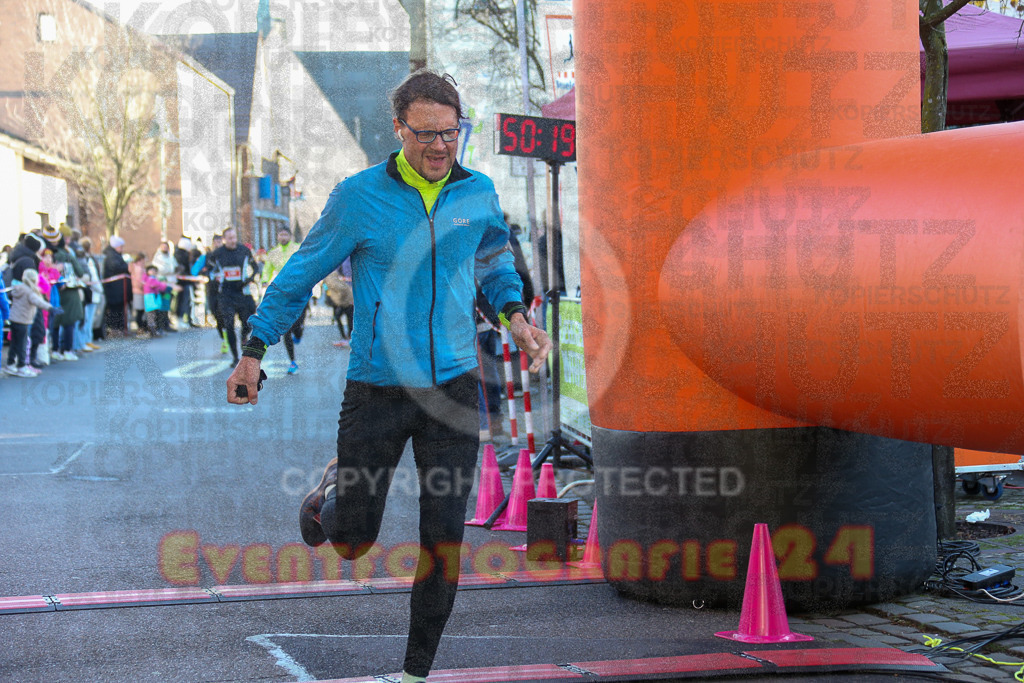 241201_1226_EX1_2125 | Sportfotografie im Rhein-Sieg Kreis, Köln, Bonn, NRW, Rheinland Pfalz, Hessen, etc. Unser Tätigkeitsfeld umfasst den Laufsport vom Volkslauf über den Marathon, Duathlon, Triathon bis zum Ultralauf wie Kölnpfad Ultra oder Schindertrail.