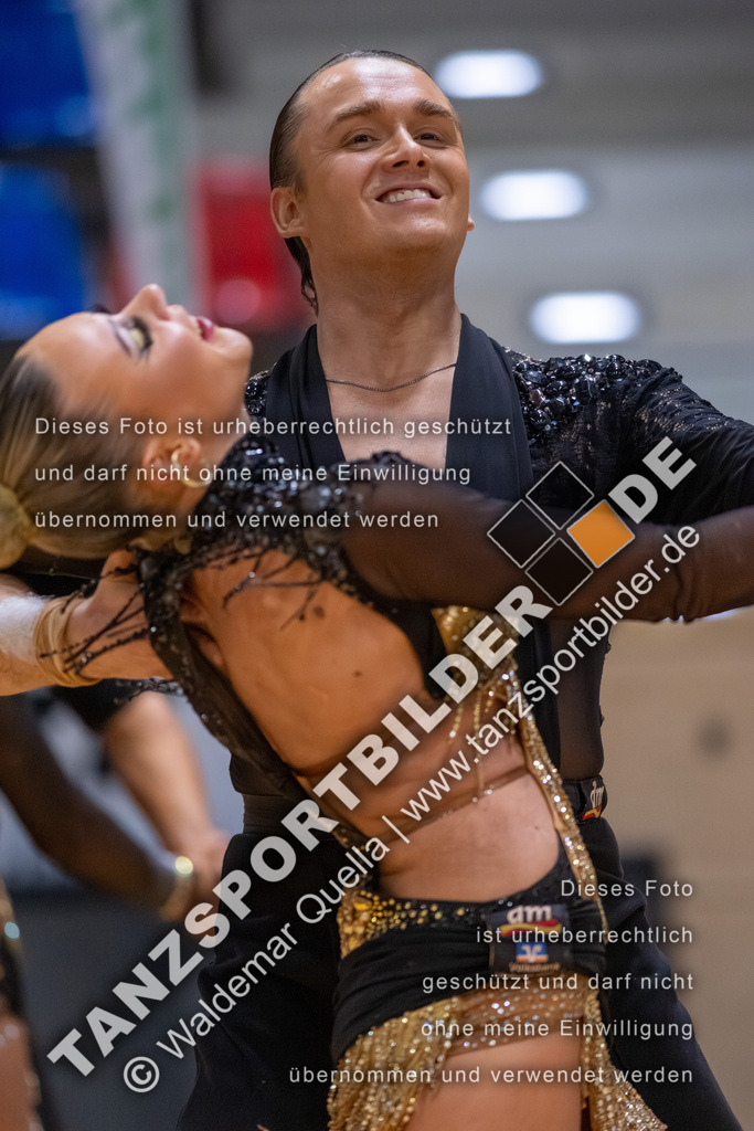 20260328-02686 | Hier finden Sie Tanz Bilder vom Latein und Standard Formationen tanzen. Sportbilder vom Tanzsport. Schöne Fotos und von Weltmeisterschaft, Europameisterschaft, Bundesliga, Regionalliga, Oberliga und Landesliga sowie von GOC Stuttgart, DanceComp, WM Bremen