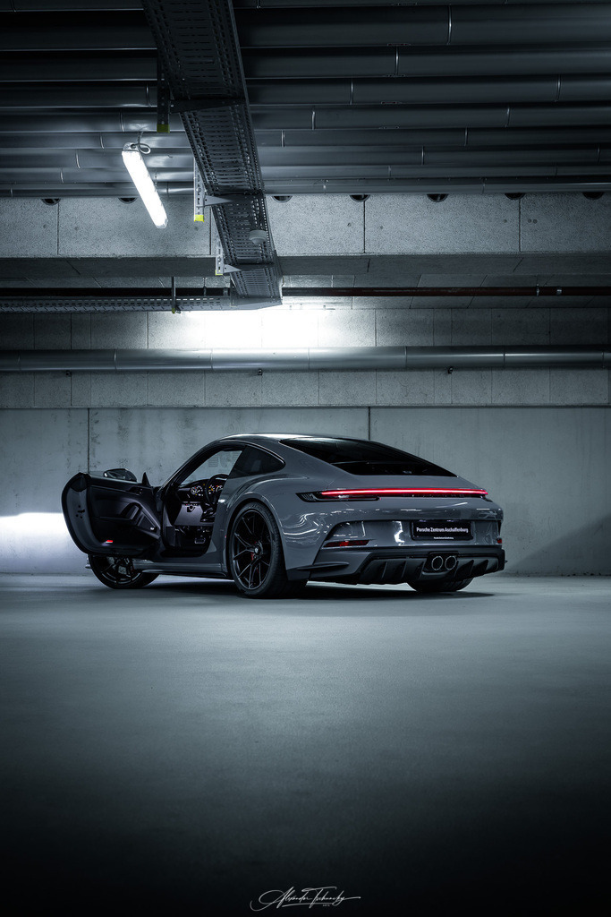 911 GT3 Touring Clausi | Entdecken Sie die faszinierende Welt von Alexander Tschuncky Arts: Kreative Fotografie, atemberaubende Automobilkunst und hochwertiger Bilderdruck. Lassen Sie sich inspirieren! - Realisiert mit Pictrs.com