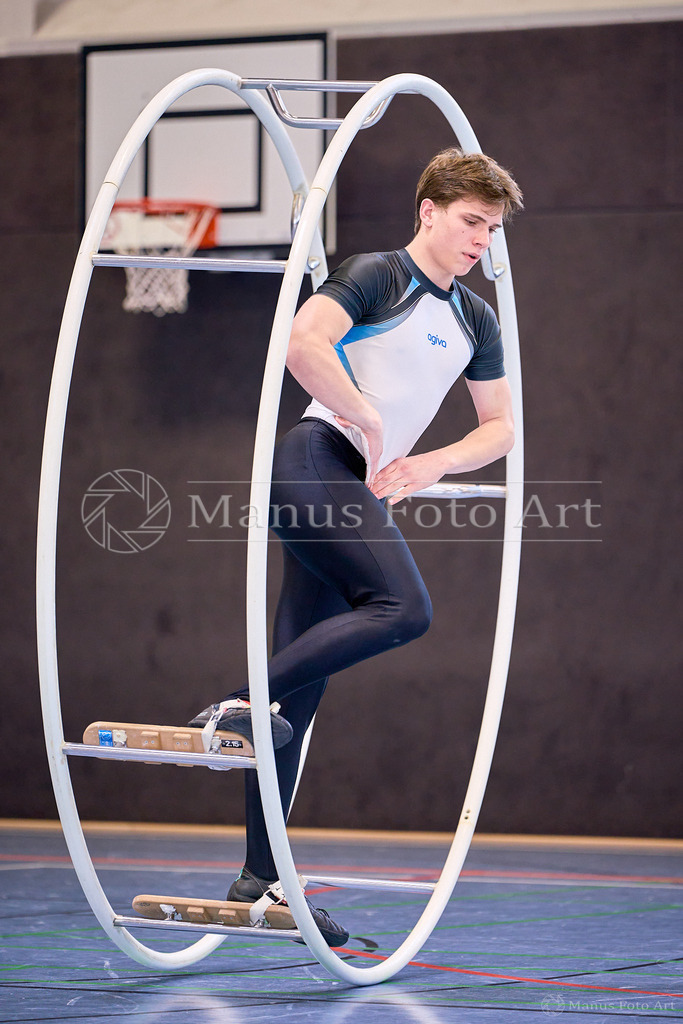 C-DSC01944 | Professionelle Sportfotografie in Hamburg, Schleswig-Holstein und Niedersachsen – spezialisiert auf Rhönrad, Geräteturnen, Leistungsturnen und rhythmische Sportgymnastik. Bundesweite Begleitung von Rhönrad-Events. Jetzt Sport-Fotos - Realisiert mit Pictrs.com