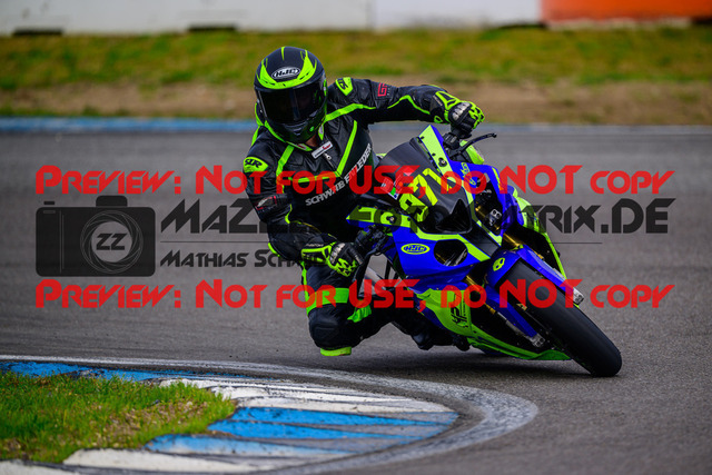 MaZZes_Fotomatrix_20250421_6007705_3908 | ROT