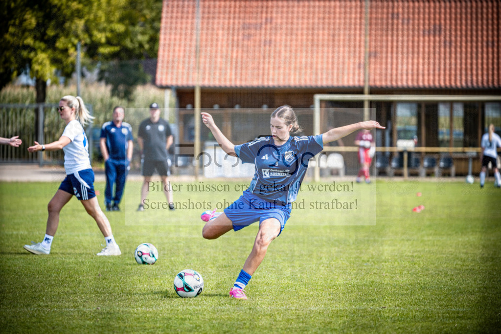 SG Bohmte/Ostercappeln/Schwagstorf - SV Harderberg - Frauen Bezirkpokal | Frauen Bezirkpokal · 1. Damen - 1. Damen · Sportplatz - Realisiert mit Pictrs.com