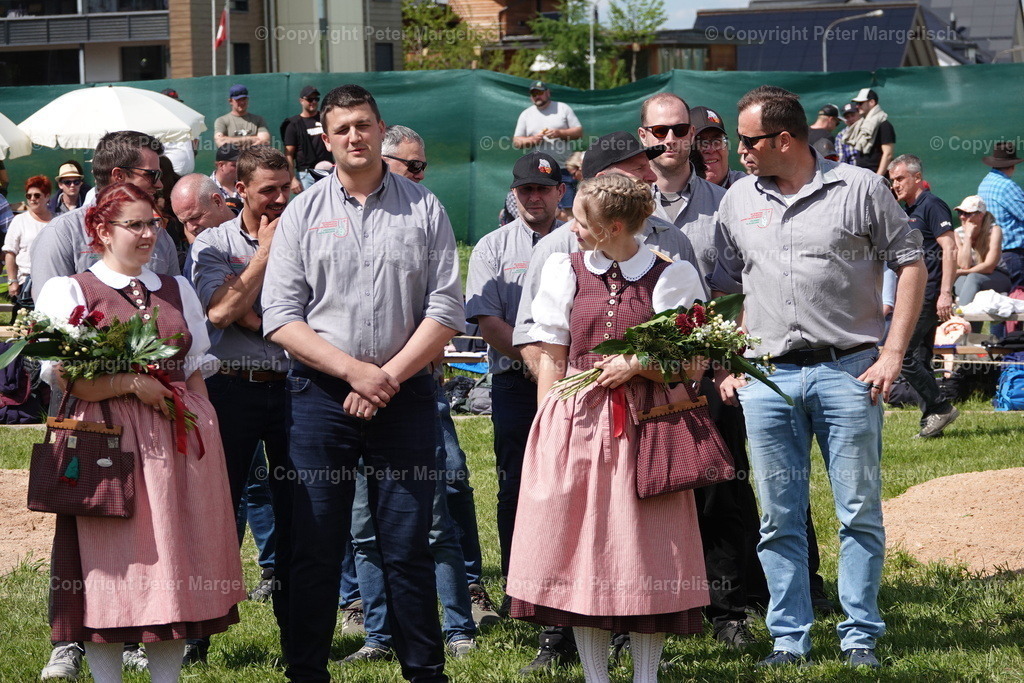 DSC01008 | Schwingen - Realisiert mit Pictrs.com