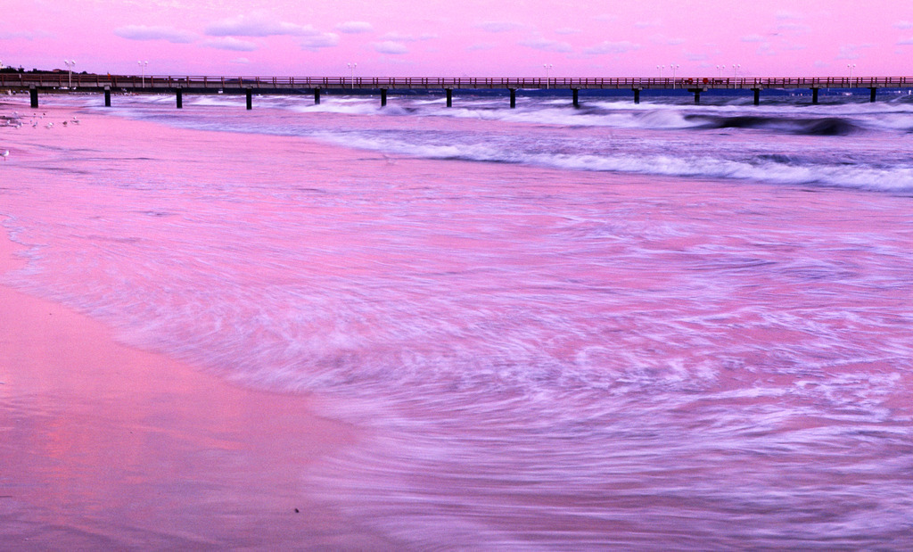 Seebruecke in Binz | Binz, Deutschland - November 26, 2007: Seebruecke in Binz. - Realisiert mit Pictrs.com