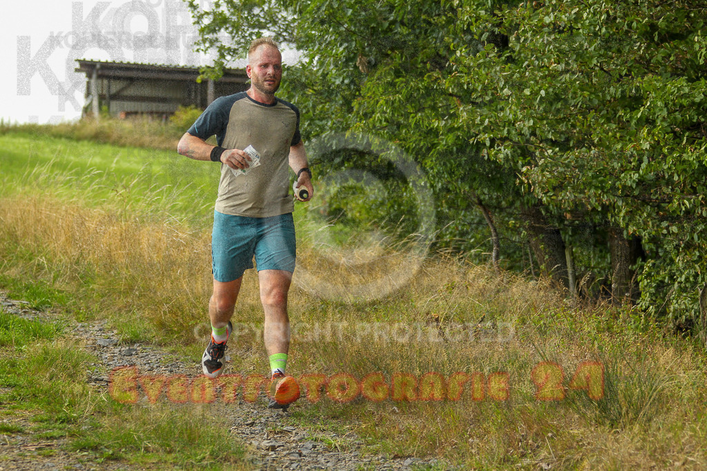 250801_1900_EV4_7878 | Sportfotografie im Rhein-Sieg Kreis, Köln, Bonn, NRW, Rheinland Pfalz, Hessen, etc. Unser Tätigkeitsfeld umfasst den Laufsport vom Volkslauf über den Marathon, Duathlon, Triathon bis zum Ultralauf wie Kölnpfad Ultra oder Schindertrail.