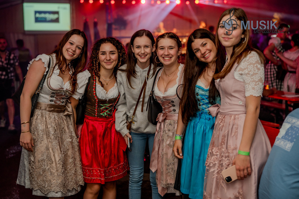 DSC_5196 | "Fussifoto.com – Ihr Ansprechpartner für hochwertige Fotografie! Entdecken Sie kreative Bilder und professionelle Dienstleistungen. Kontaktieren Sie uns für Ihre Projekte!"