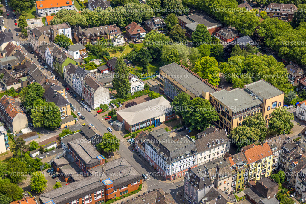 Herne250601924 | Luftbild, Haranni-Gymnasium und Wohngebiet Viktor-Reuter Straße Ecke Hermann-Löns-Straße, Herne-Mitte, Herne, Ruhrgebiet, Nordrhein-Westfalen, Deutschland