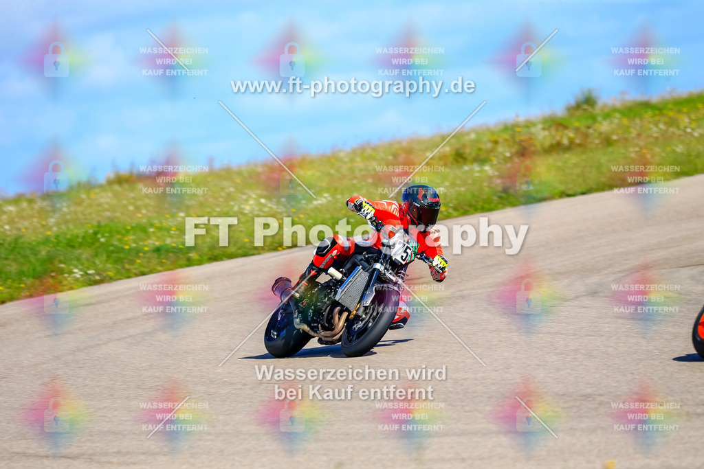 _OUR5250 | Hier findet Ihr Bilder von Touristenfahrten auf der Nürburgring Nordschleife oder von anderen Veranstaltungen die ich besucht habe. Viel Spass beim Durch Schauen 