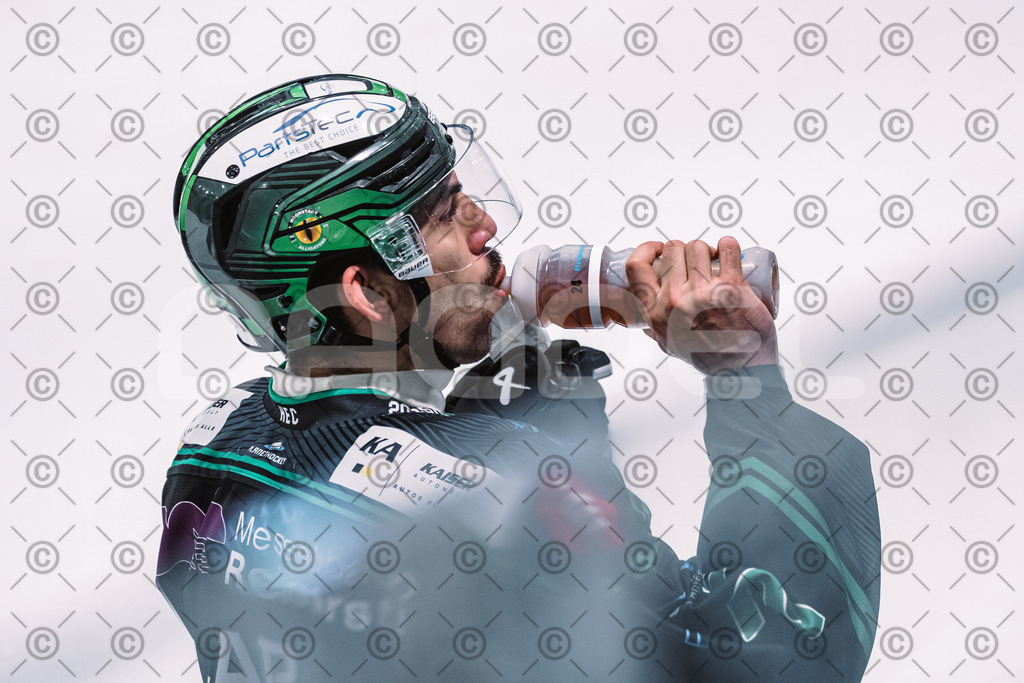 Alligators_vs_Memmingen_05_12_2025-101 | Höchstadt Alligators Fotogalerie: Eishockey-Action aus Franken. Professionelle Spielfotos, Portraits & Stadionbilder zum Download. Jetzt entdecken! - Realisiert mit Pictrs.com