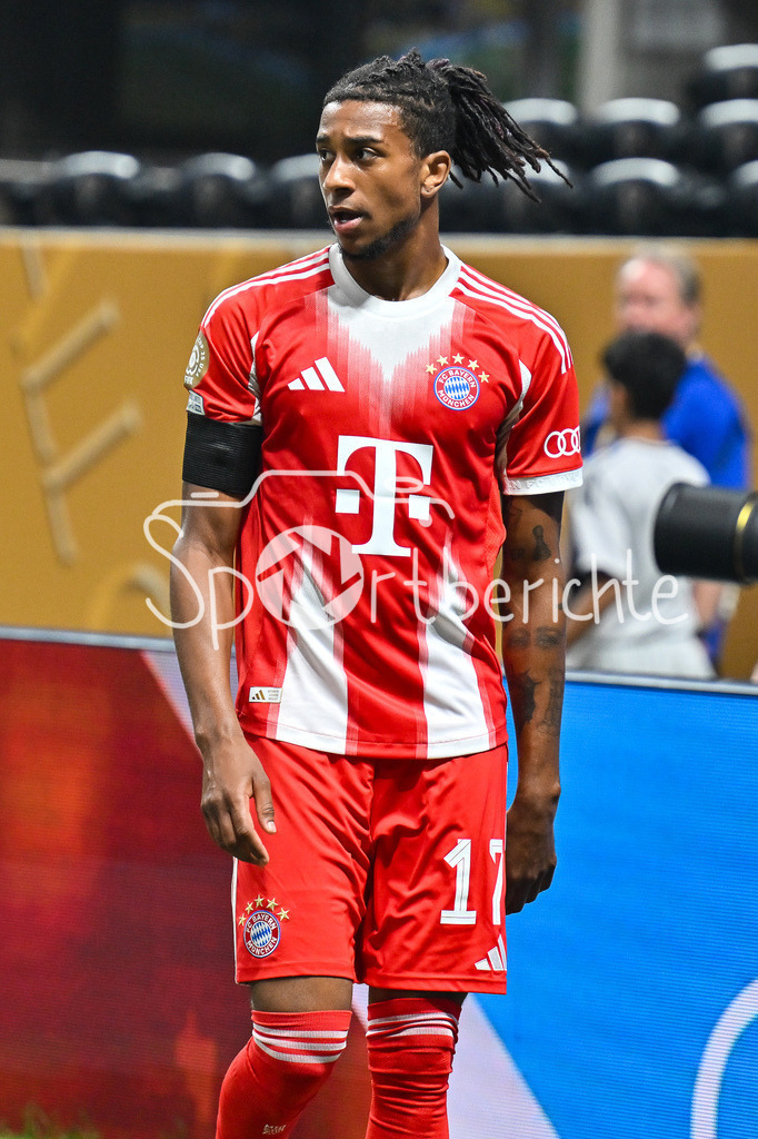 Paris Saint Germain - FC Bayern München | im Bild Michael OLISE (FC Bayern Muenchen 17) / Einzelfoto / Freisteller / FIFA Club World Cup: Paris Saint Germain - FC Bayern Muenchen, Mercedes Benz Stadium am 05.07.2025 / NOT FOR SALE IN USA