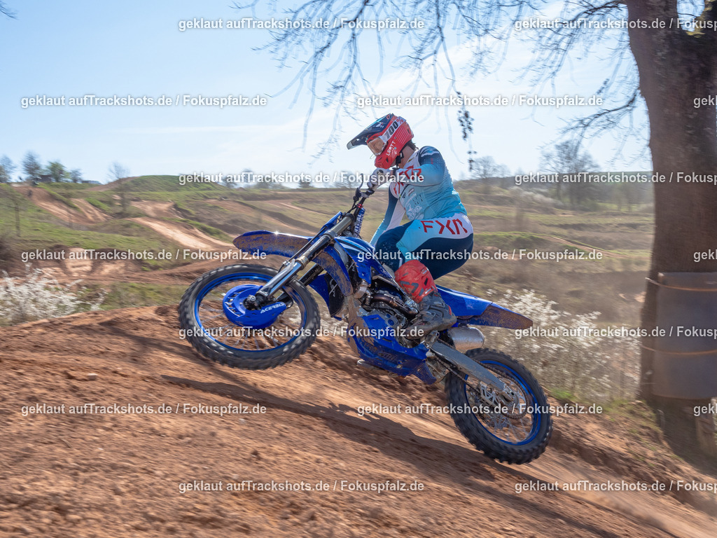 Schweyen040525-86 | Trackshots.de / Fokuspfalz.de - Realisiert mit Pictrs.com