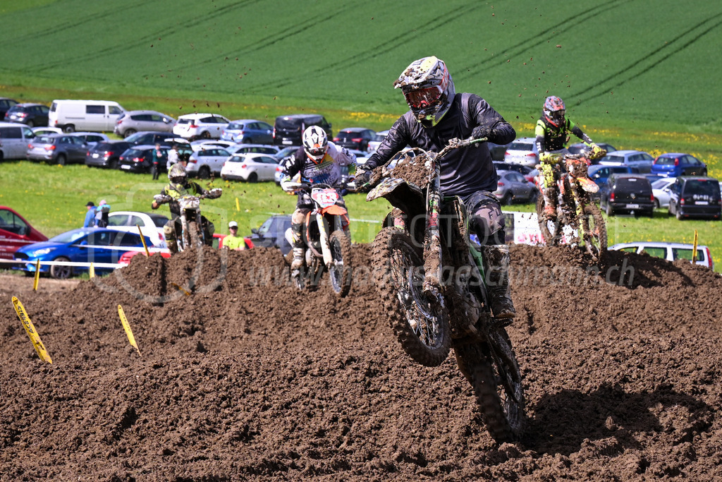 Motocross Schlatt bei Winterthur - 29. April 2023 | Fahrer in der Kategorie MX2 am Motocross Schlatt bei Winterthur, 29. April 2023.
Instagram: @mx_schlatt | @mc_wila | @sam_schweiz
Bild: Sportfotografie Markus Aeschimann | www.markus-aeschimann.ch - Realisiert mit Pictrs.com