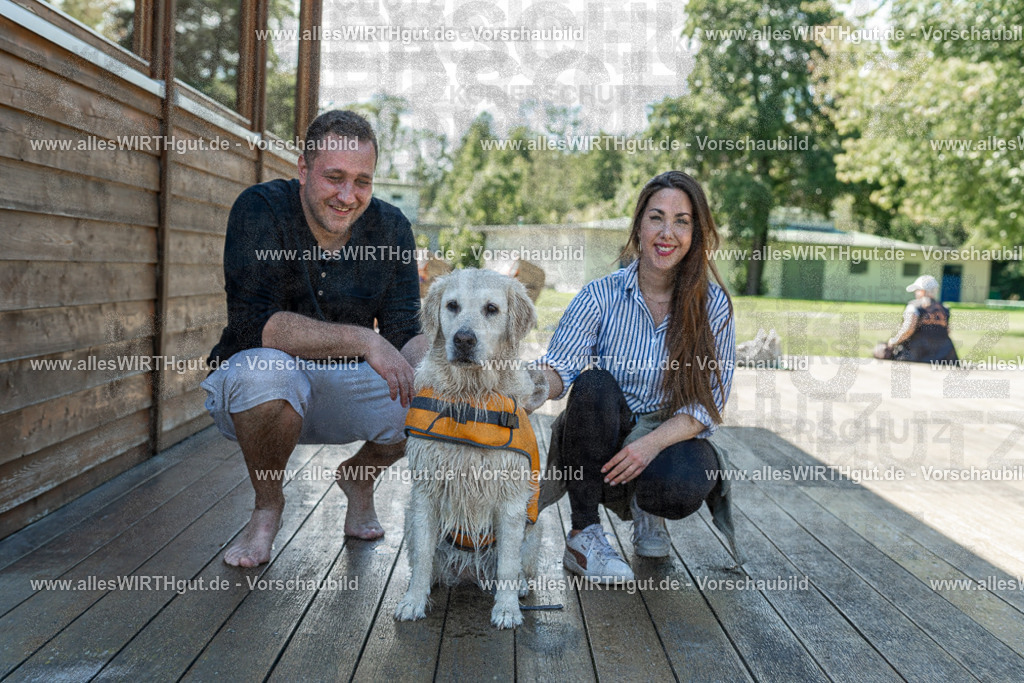 Hundeschwimmen_Volksbad_2026-allesWIRTHgut_Tierfotografie-2609061344-7R500904 | Professionelle Tierfotografie in Mönchengladbach von Daniel Wirth (allesWIRTHgut). Liebevolle & natürliche Bilder von Hunden & Katzen für unvergessliche Erinnerungen.