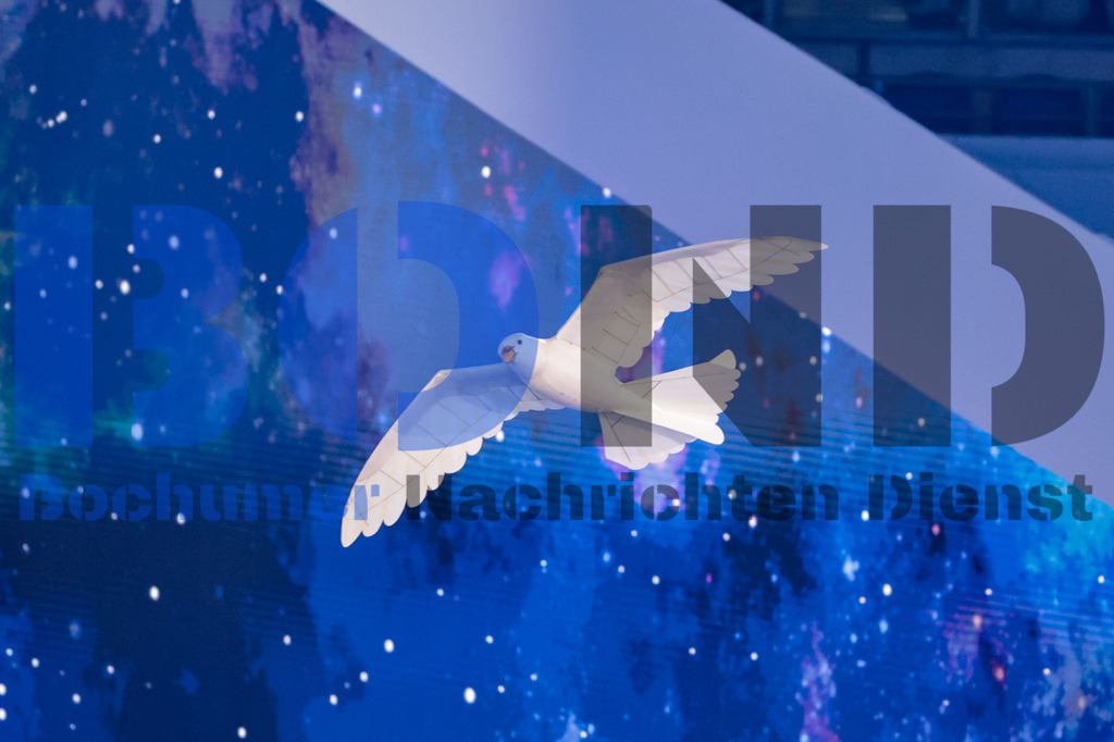 SES_TTGOPC20250716-160 | bond - Realisiert mit Pictrs.com