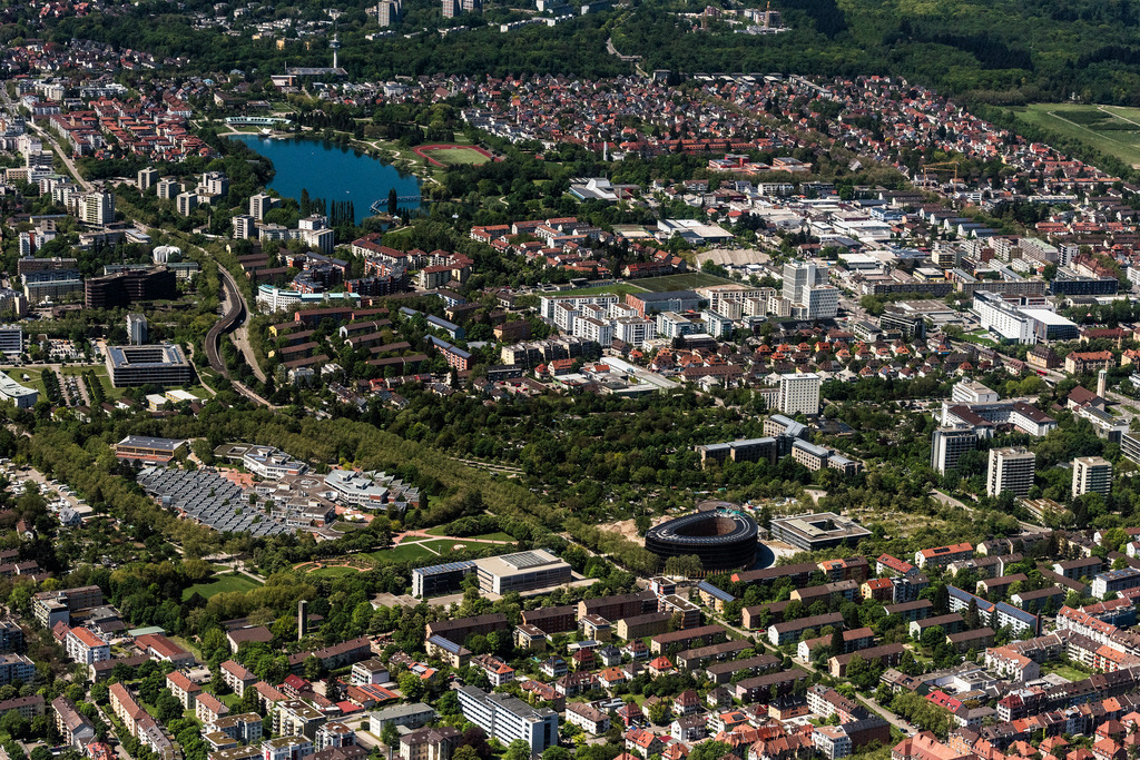 dr__0012136.jpg | FREIBURG IM BREISGAU 10.05.2017 Stadtteil Betzenhausen im Stadtgebiet in Freiburg im Breisgau im Bundesland Baden-Württemberg, Deutschland. // District Betzenhausen in the city in Freiburg im Breisgau in the state Baden-Wuerttemberg, Germany. Foto: Daniel Reiter
