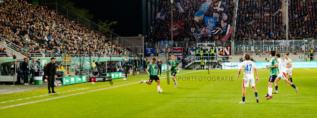 2. Bundesliga, Saison 2025/26, 11. Spieltag: SC Preußen Münster - Holstein Kiel | Münster, 31.10.2025: 2. Bundesliga, 11. Spieltag, SC Preußen Münster gegen Holstein Kiel im LVM-Preußenstadion in Münster an. Foto: sportfotografie.ms | Markus Paletta - Realisiert mit Pictrs.com