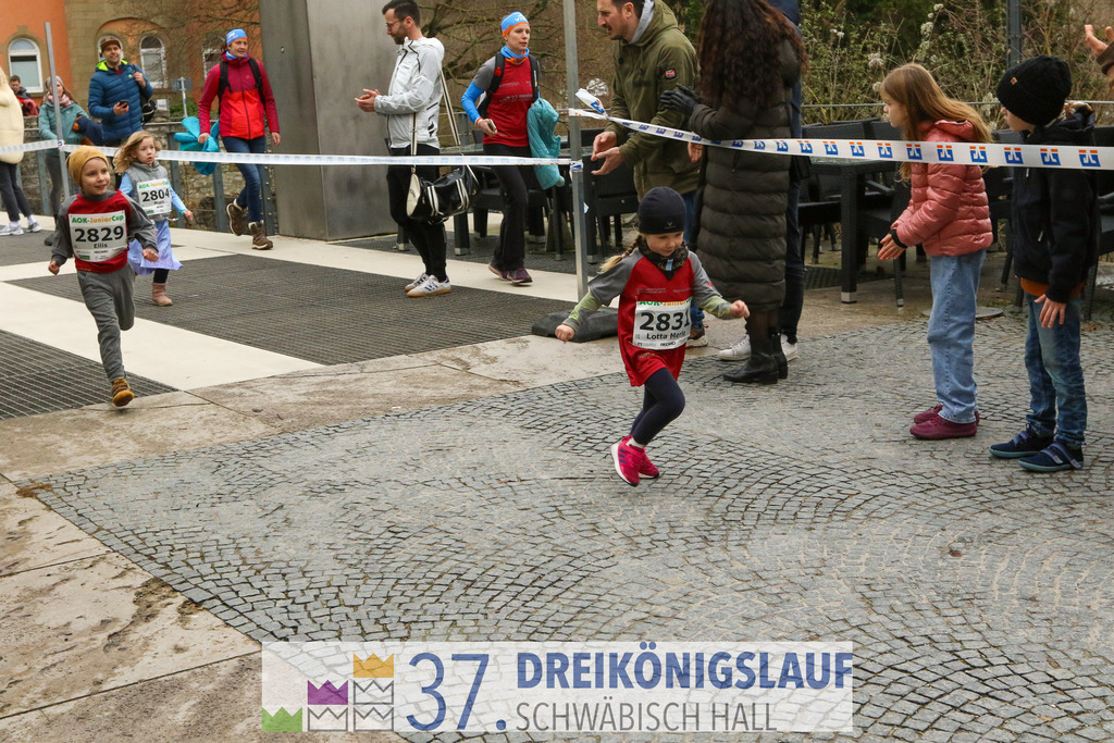 AOK JuniorCup 400m | 3Koenigslauf 2023 - Realisiert mit Pictrs.com