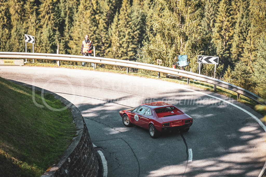 19. Arosa ClassicCar 2023 - 1. September 2023 | 19. Arosa ClassicCar 2023
Arosa, Schweiz
Uhlmann Hans aus Horgen mit der Startnummer 308 in einem Ferrari Dino 308 GT4, Jahrgang 1975, in der Klasse Sport Trophy.
@arosaclassiccar, @arosa.official, #arosaclassiccar, #arosa, #76curves, #classiccar
Bild: Sportfotografie Markus Aeschimann | www.markus-aeschimann.ch - Realisiert mit Pictrs.com