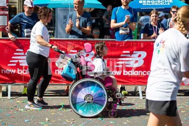 20240901_NSZ_4468_1 | DEU, Düsseldorf, 01.09.2024 Kö-Meile  - Realisiert mit Pictrs.com