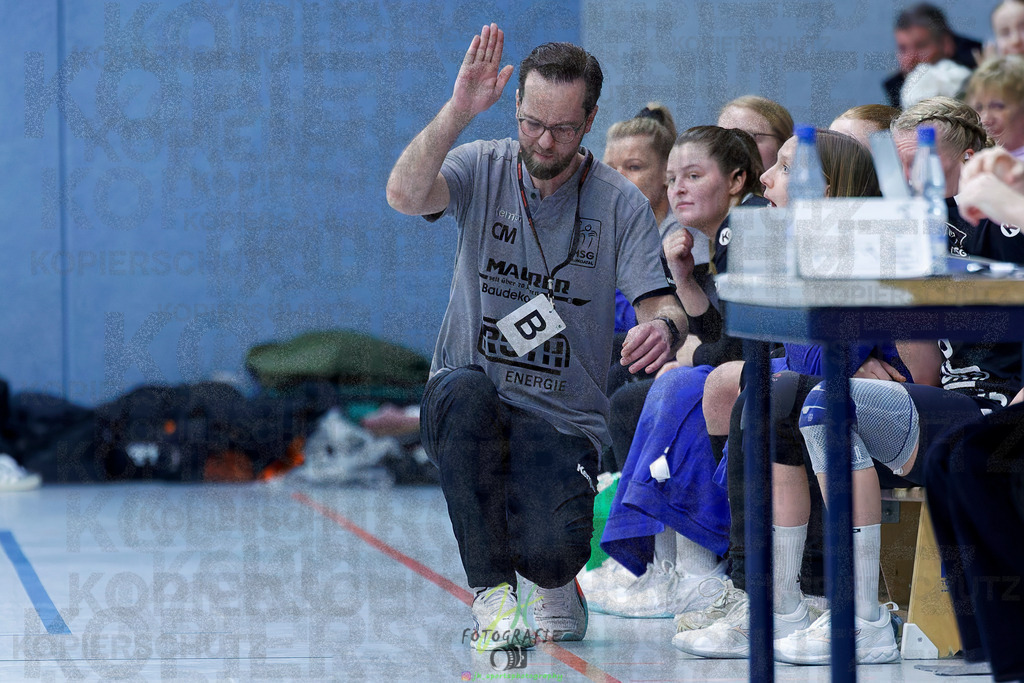 Handball Frauen Oberliga Mitte, HSG Eibelshausen/Ewersbach - HSG Lumdatal | Handball Frauen Oberliga Mitte, HSG Eibelshausen/Ewersbach - HSG Lumdatal am 21.02.2026 in Dietzhölztal-Steinbrücken (Sporthalle am Hammerweiher)Photo © 2026 - Jörg Heinrich - Realisiert mit Pictrs.com