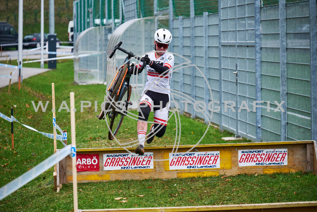 ..... | AUSTRIA, 24.11.24, 3.Radquerfeldein GP um das Sportzentrum Gunskirchen Image shows: Photo: Wapics / Michael Ring
