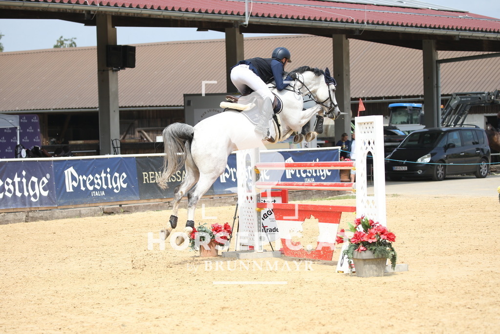 DL2Q7619 | Willkommen bei Brunnmayr - Design & Fotografie – Ihrem Spezialisten für Reitturniere und Pferdeveranstaltungen in Oberösterreich, Salzburg und Bayern! Seit über 17 Jahren sind wir leidenschaftlich dabei.