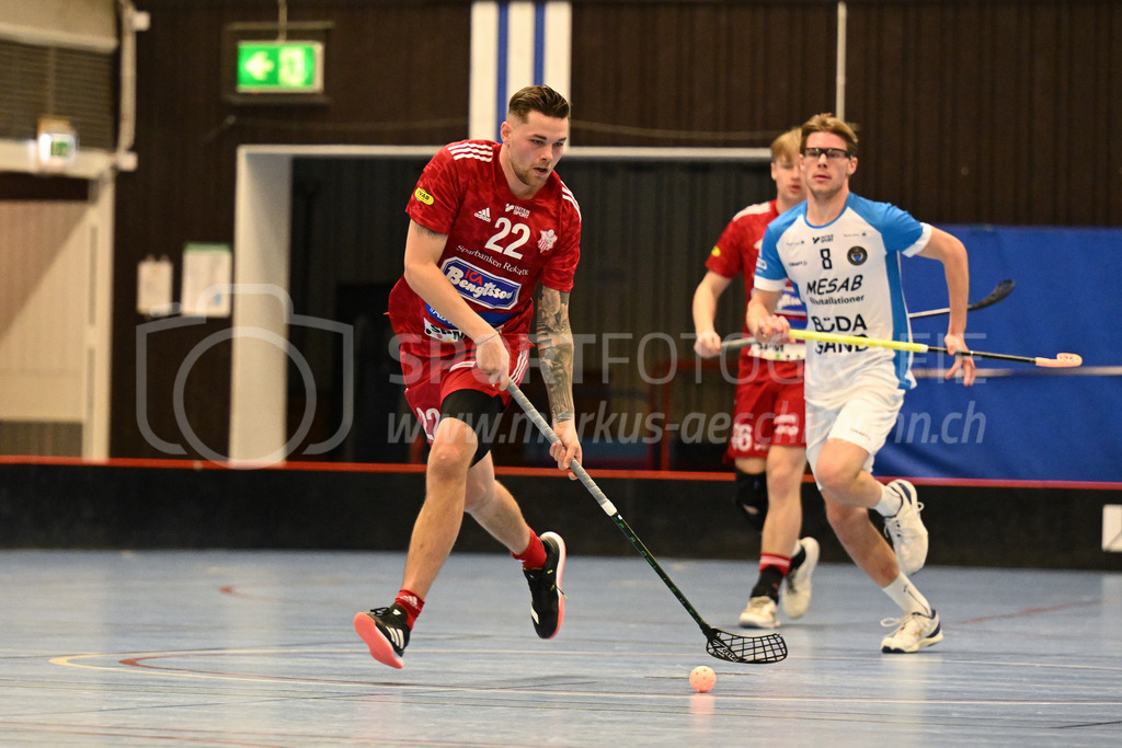 Strängnäs IBK vs FBC Kalmarsund Ungdom - 6. =January= 2024 | Strängnäs IBK vs FBC Kalmarsund Ungdom
Thomas Arena, Strängnäs
Adam Nilsson (#22 Strängnäs IBK)
Bild: Sportfotografie Markus Aeschimann | www.markus-aeschimann.ch - Realisiert mit Pictrs.com