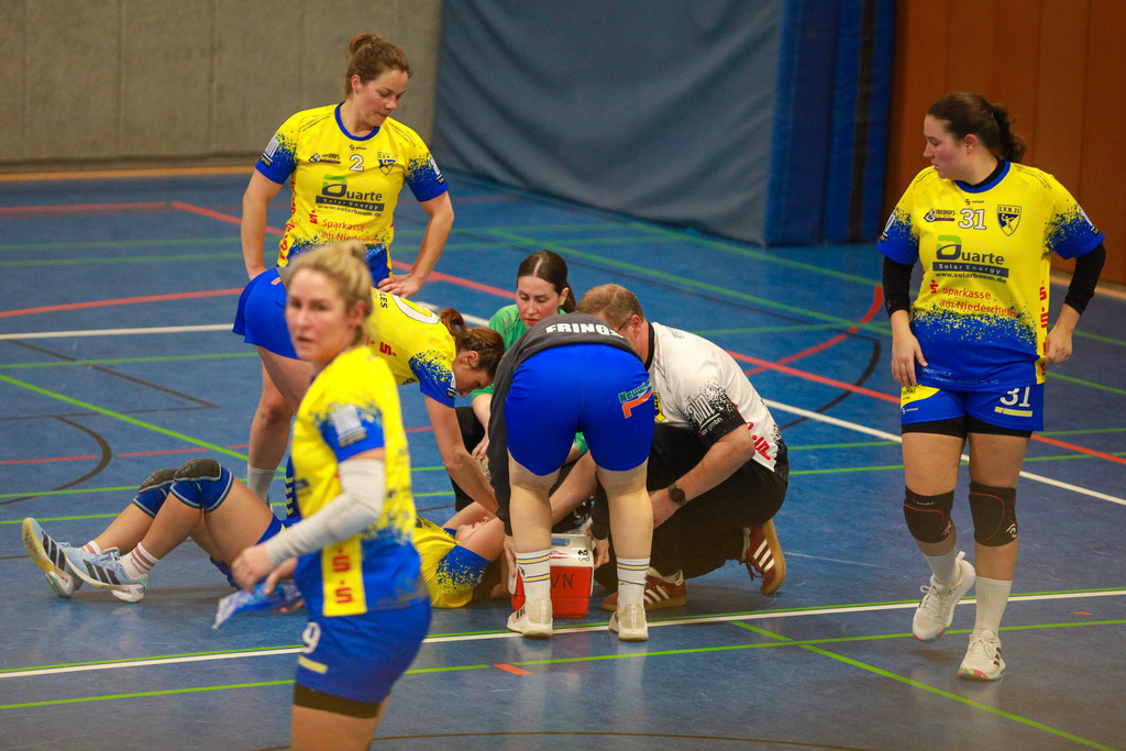 SvSchermbeck_SVN_061225_081 | Bildergalerie von Sport-Ereignissen aber auch von weiteren spannenden Dingen - nicht nur vom Niederrhein. In Anlehnung an den bekannten Spruch von Hanns Dieter Hüsch heißt das Motto: "Niederrhein ist überall".  - Realisiert mit Pictrs.com