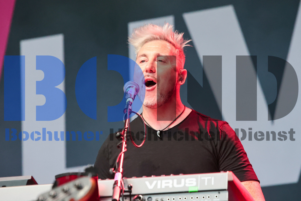 SES_BTLAER20250704-15 | bond - Realisiert mit Pictrs.com