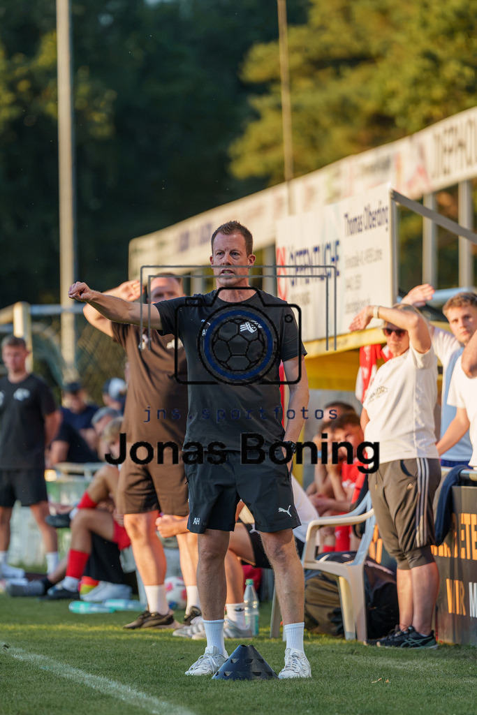 Fußball I Herren I Saison 2026-2027 I Bezirksliga Weser-Ems 4 I 2-3. Spieltag I 25843 | jns.sportfotos - Realisiert mit Pictrs.com