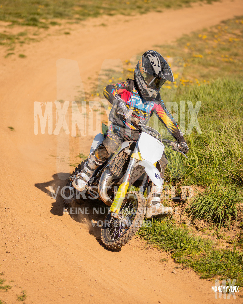 866A4511 | mxndyyvipix