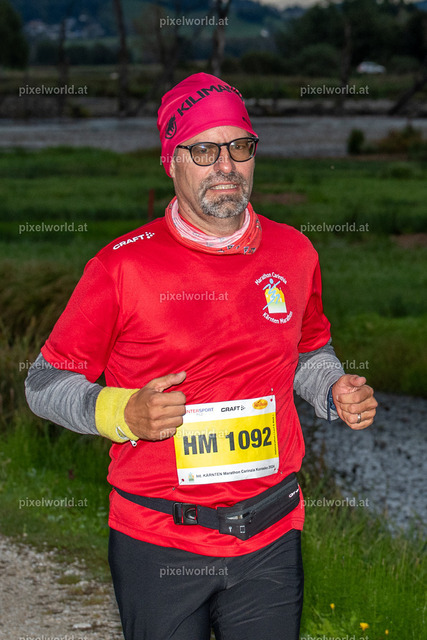 7. Int. Kärnten Marathon 2024 - Halbmarathon | Bildershop von pixelworld.at - Realisiert mit Pictrs.com