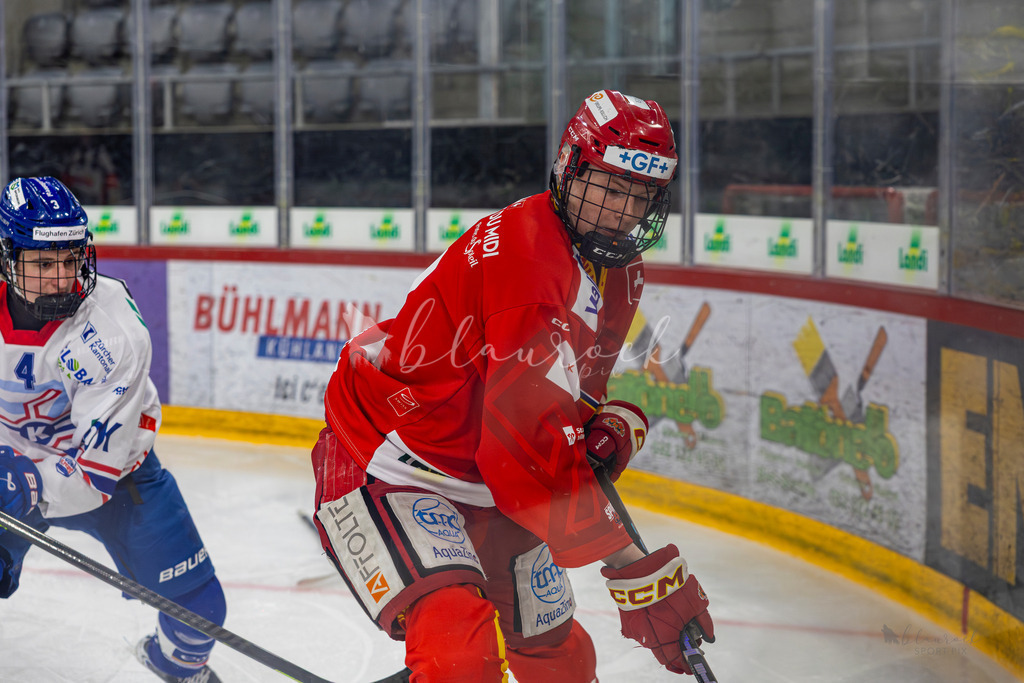 U18_EHCB vs EHCK_wb20260308-5620 | Sportbilder, Sportfotograf, Hochzeits- und Eventfotografin, Flugshows, Portraits und Tiershooting, Aviation, Downhill, Nationalleague, Swissleague, International