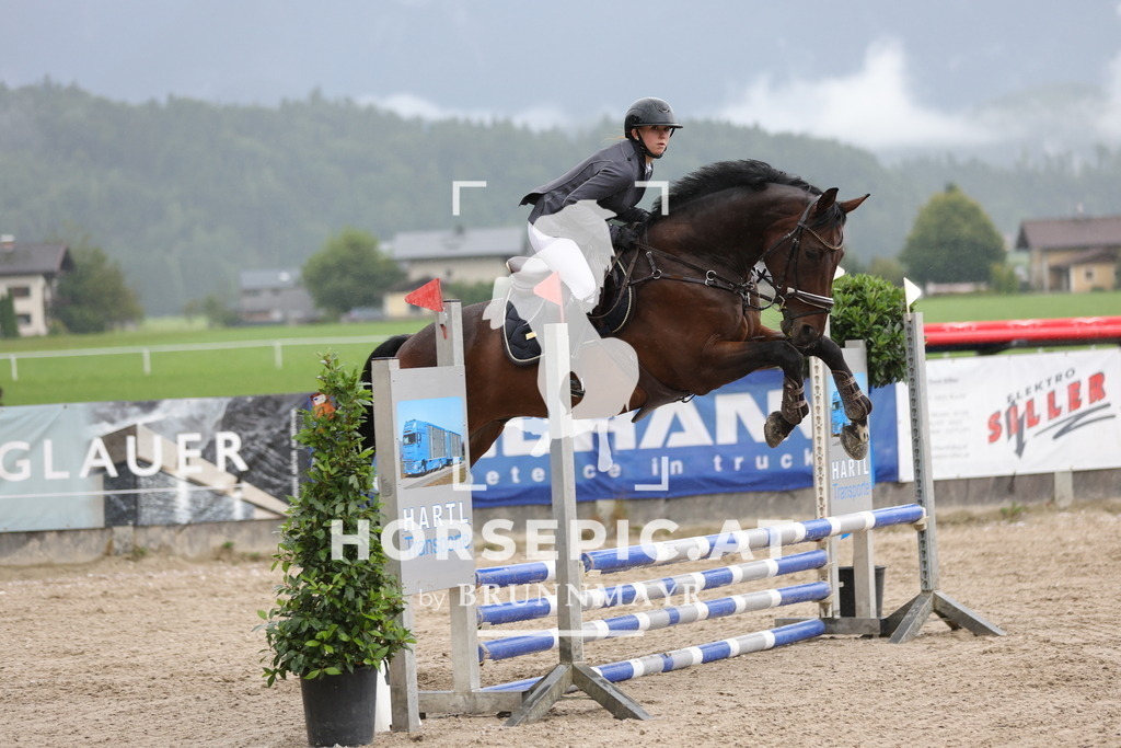 0P6A0464 | Willkommen bei Brunnmayr - Design & Fotografie – Ihrem Spezialisten für Reitturniere und Pferdeveranstaltungen in Oberösterreich, Salzburg und Bayern! Seit über 17 Jahren sind wir leidenschaftlich dabei.
