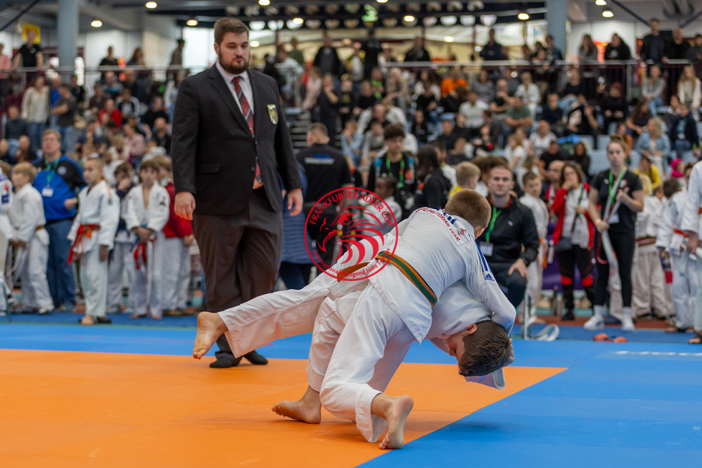 Internationaler Adler Cup 2024 | Foto vom Internationalen Adler Cup Judo Turnier im Sport- und Freizeitzentrum Kalbach im Oktober 2024 - Realisiert mit Pictrs.com