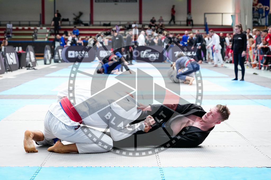 20250920PBB2838 | Athletes compete during the AJP Tour Hamburg International Jiu-Jitsu Championship, on September 20, 2025 in Hamburg, Germany. © Chiara Dazi / photoblackbelt