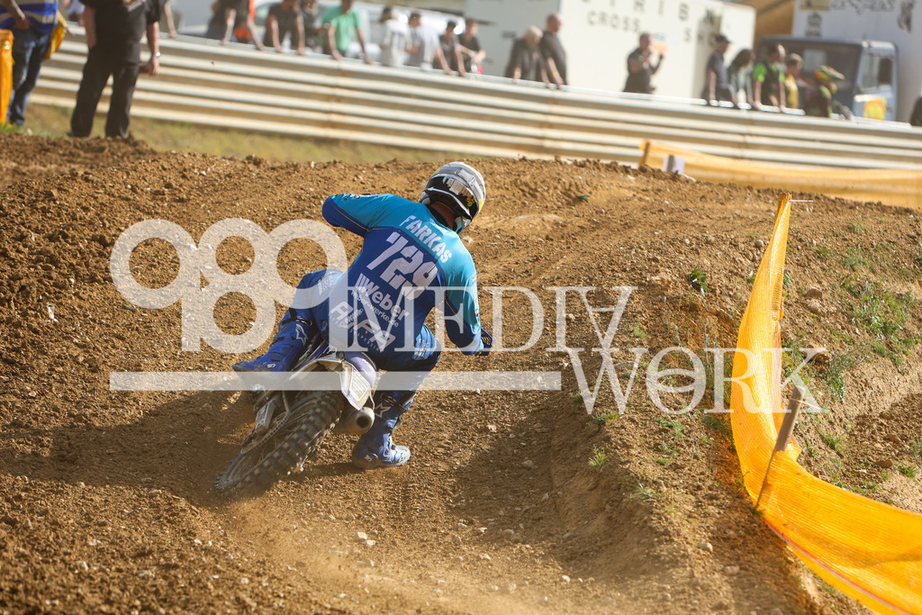 5E6A1663 | 989 MEDIAWORK