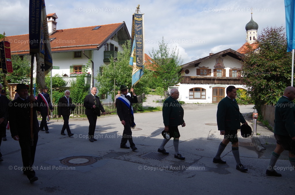 IMGP6287 | fotografiert von Axel PollmannLeonhardi Wallfahrt Benediktbeuern und Murnau, Fronleichnam, Fasching, Landschaft im Loisachtal und Benediktbeuern  - Realisiert mit Pictrs.com