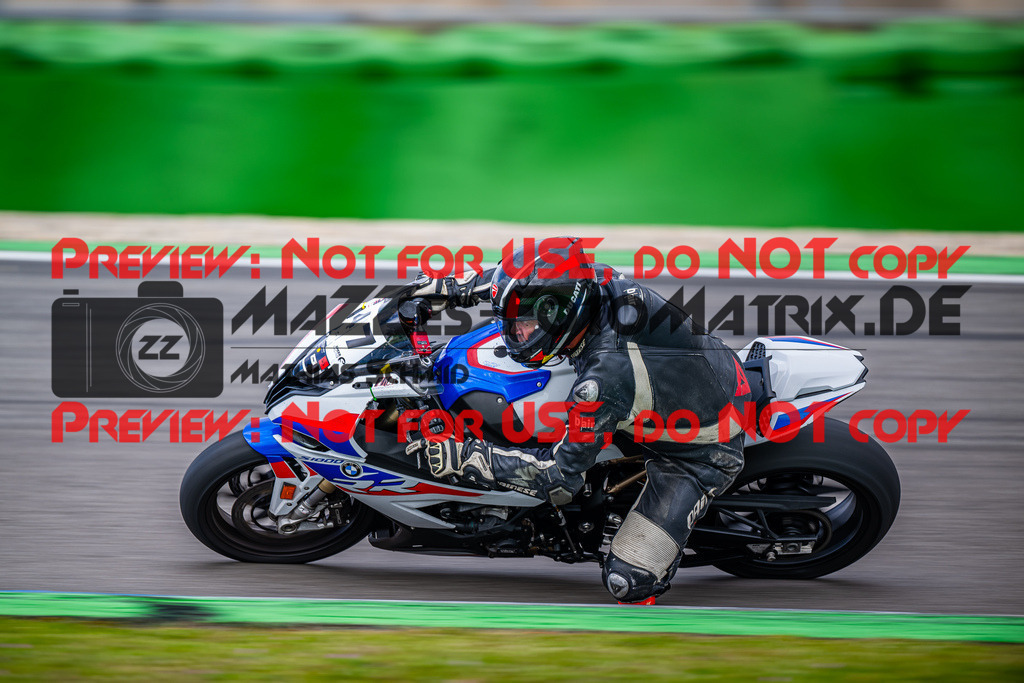 MaZZes_Fotomatrix_20240316_6007705_6566 | Fotograf Mathias Schmid
Sportfotograf,
Eventfotograf,
Hochzeitsfotograf,
Portraitfotograf