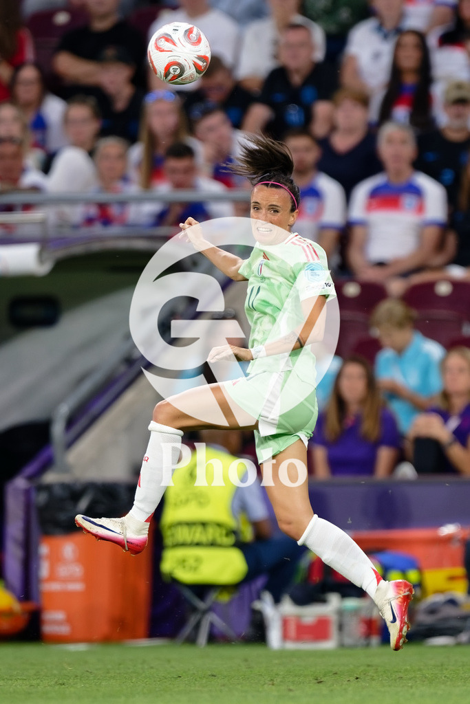 England v Italy - UEFA Women's EURO 2025 Semi-Final | GENEVA, SWITZERLAND - JULY 22:  Barbara Bonansea of Italy heads the ball during the UEFA Women's EURO 2025 Semi-Final match between England and Italy at Stade de Geneve on July 22, 2025 in Geneva, Switzerland. (Photo by Giuseppe Velletri/Sports Press Photo/Getty Images)