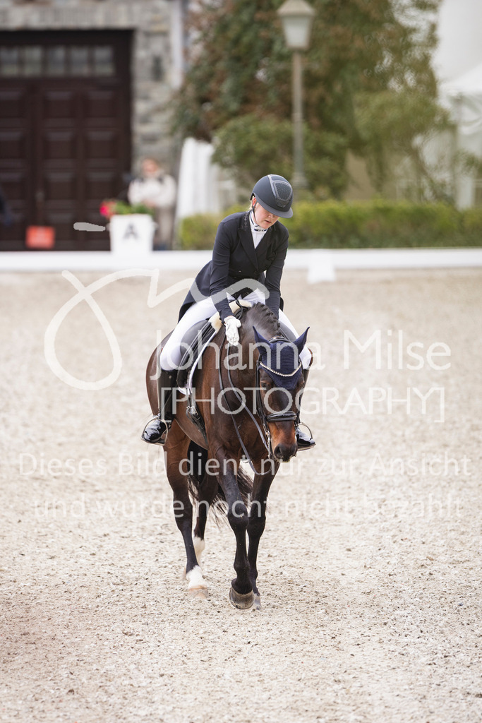 260412_Kronberg_S-Dressur-609 | Deine schönsten Turniermomente als professionelle Fotos! Entdecke hochwertige Pferdesport-Fotografie im Online-Shop. Jetzt Fotos finden & bestellen!