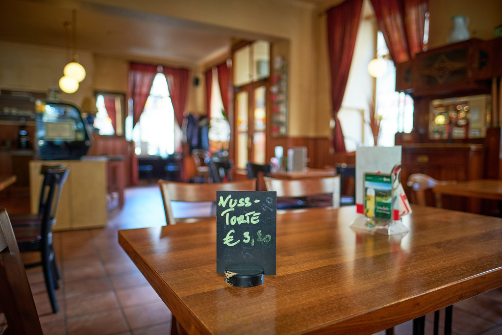 Cafe Volkstheater | WIen, Austria - February 20, 2020: Cafe Volkstheater; Blick in die Gaststube. - Realisiert mit Pictrs.com