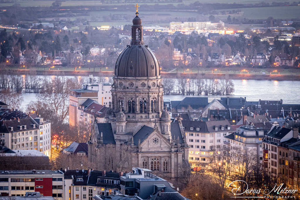 Die Christuskirche in Mainz | Die Evangelische Christuskirche an der Kaiserstrasse in Mainz