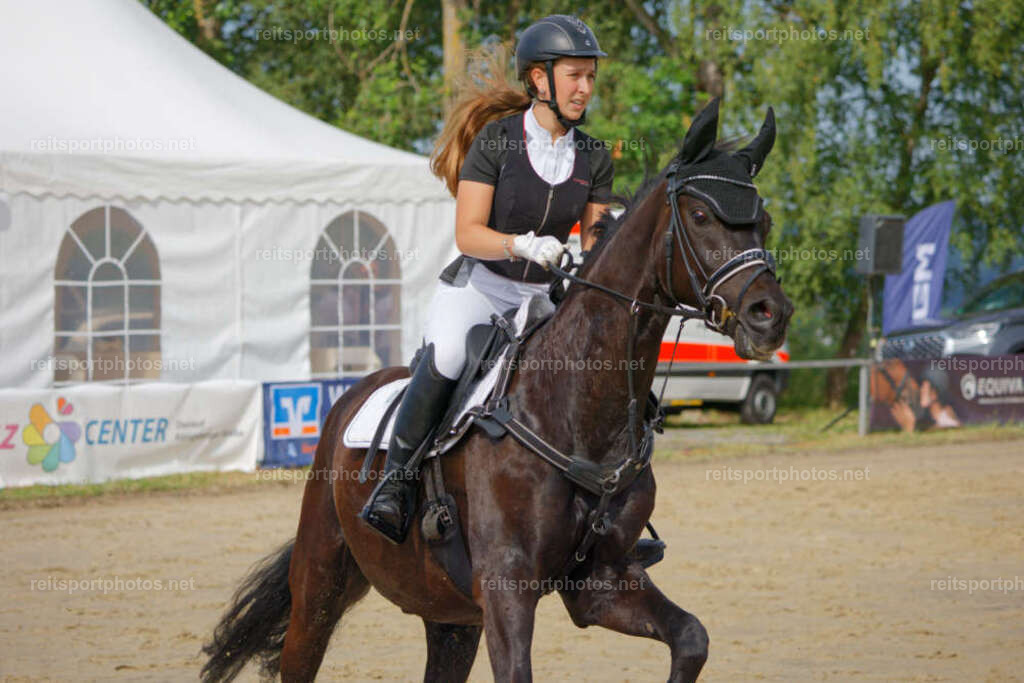 JHE_1010 | JoYa Fotografie - Realisiert mit Pictrs.com