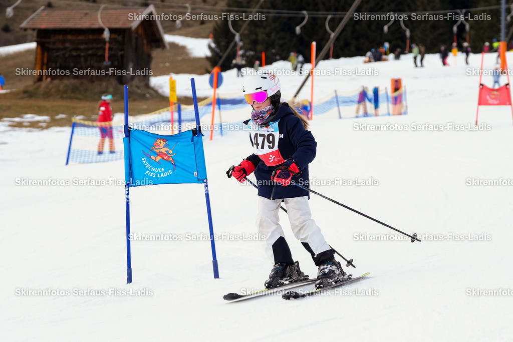 SRF_02.01.2026_0811 | Skirennfotos,Serfaus,Fiss,Ladis,Kinderskirennen,Winter,Tirol,Oberland,skirace,SFL,feelfree,weil wir's genießen,ski,Ski,skifahren,Sonnenplateau, - Realisiert mit Pictrs.com