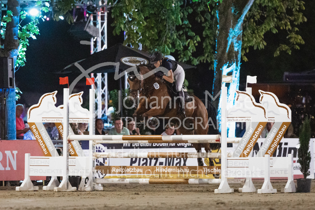 220825_Delbrueck_A1-Mannschaft-499 | Deine schönsten Turniermomente als professionelle Fotos! Entdecke hochwertige Pferdesport-Fotografie im Online-Shop. Jetzt Fotos finden & bestellen!