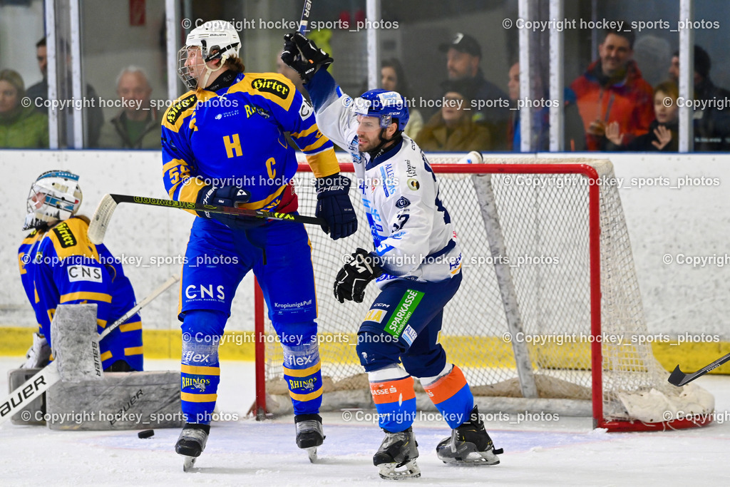 1. EHC Althofen vs. ESC Sparkasse Steindorf  | Jubel #57 Wilfan Franz ESC Steindorf, #58 Goritschnig Martin EHC Althofen, #1 Adamitsch Anja EHC Althofen, 1. EHC Althofen vs. ESC Sparkasse Steindorf , 1. EHC Althofen vs. ESC Sparkasse Steindorf  am 08.03.2026 in Althofen (Stadthalle Althofen), Austria, (Photo by Bernd Stefan)